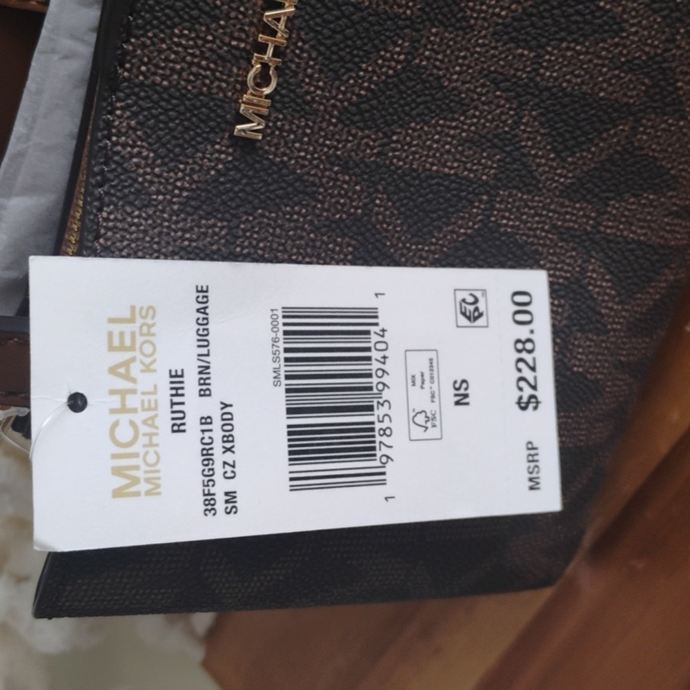 Michael Kors 💥 NWT 💥Ruthie Small Brown Exclusive Logo Crossbody Bag - Picture 3 of 17